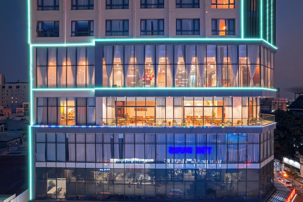 G8 Luxury Hotel and Spa Da Nang 1/66