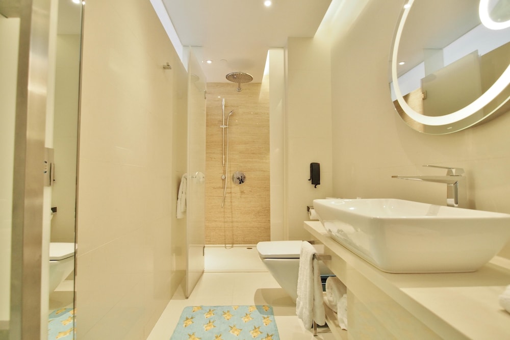 Hotel Indigo Hong Kong Island 16/80