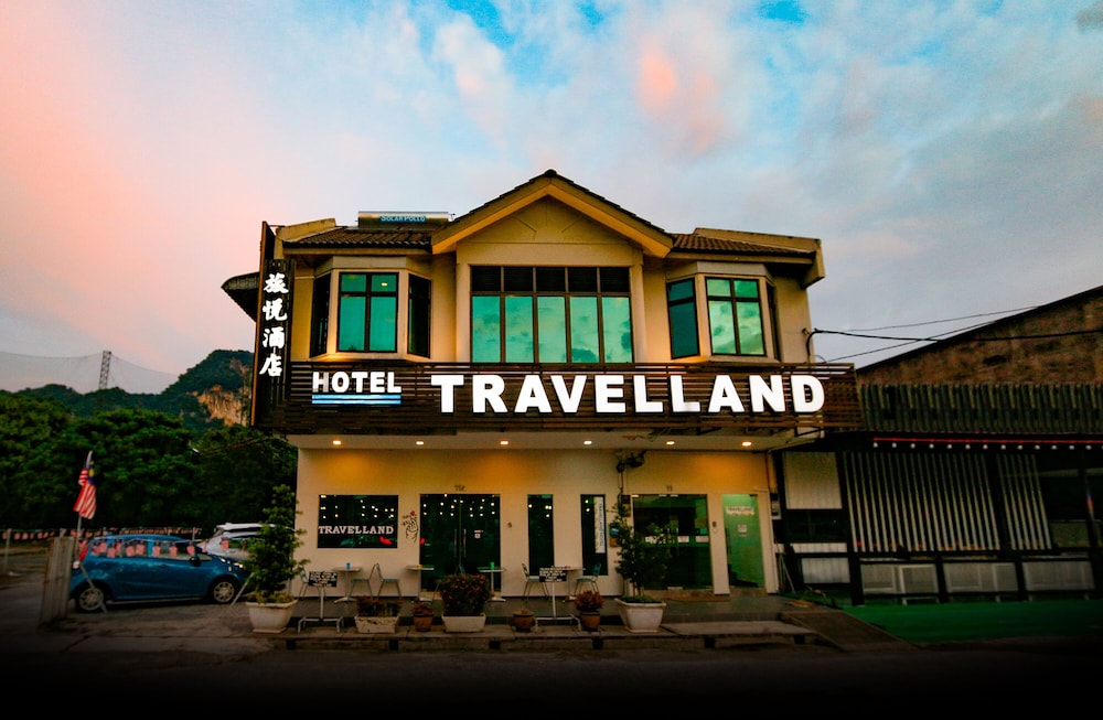 Swing & Pillows at Travelland Hotel, Ipoh 1/99