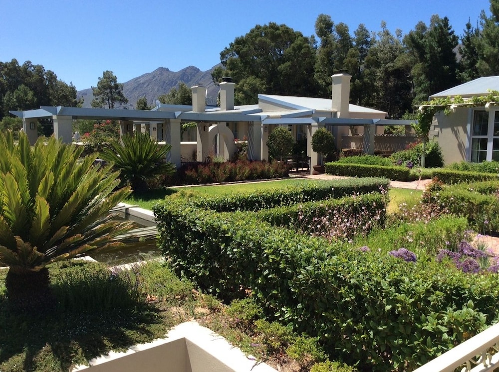 La Cabriere Country House 52/67