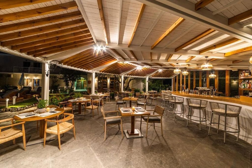 Skiathos Avaton Hotel 55/68