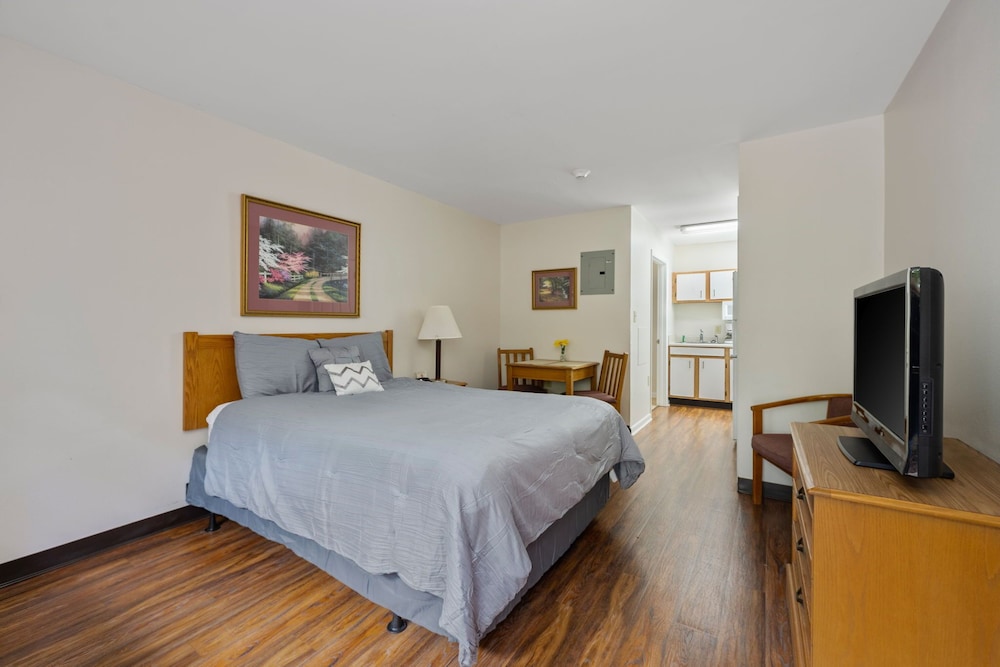 Affordable Suites 15/57