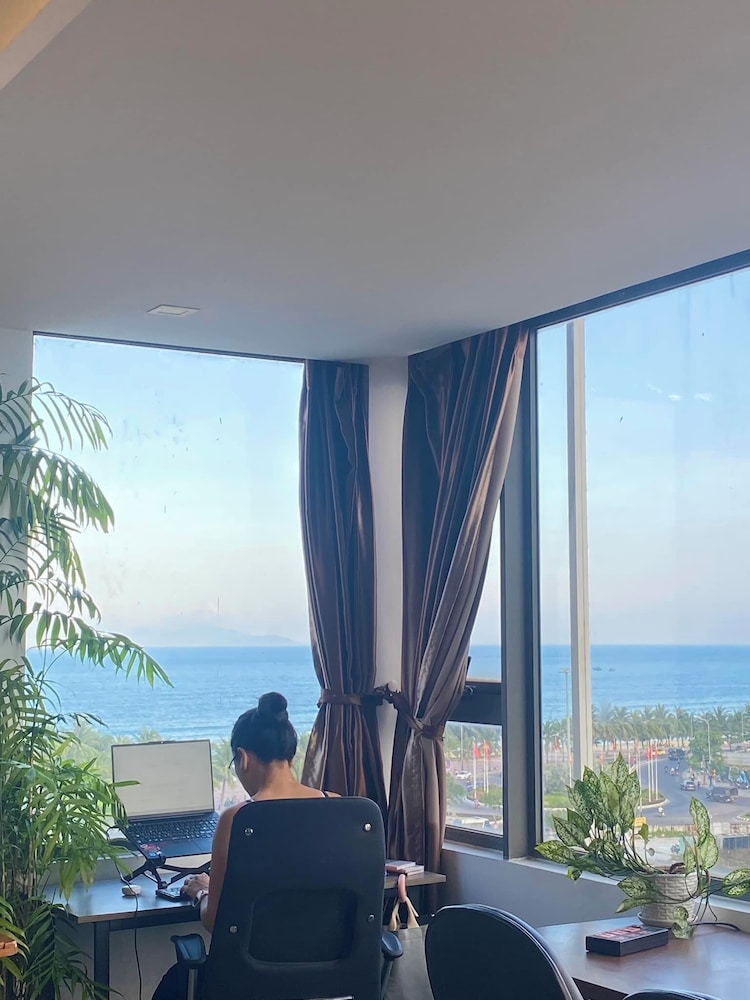 Grand Sunrise Hotel 5/100