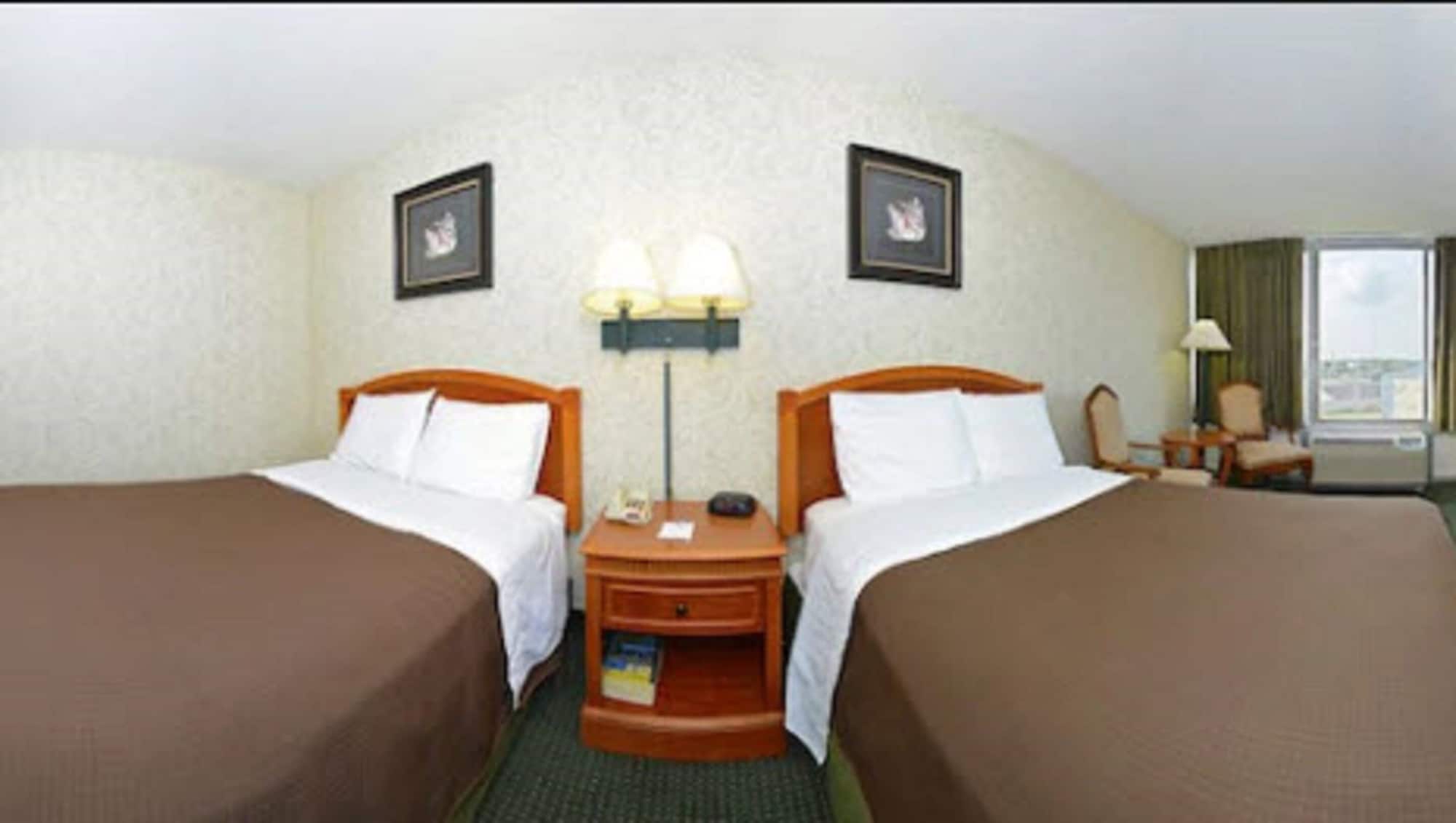 ROOM, 2 DOUBLE BEDS, SMOKING