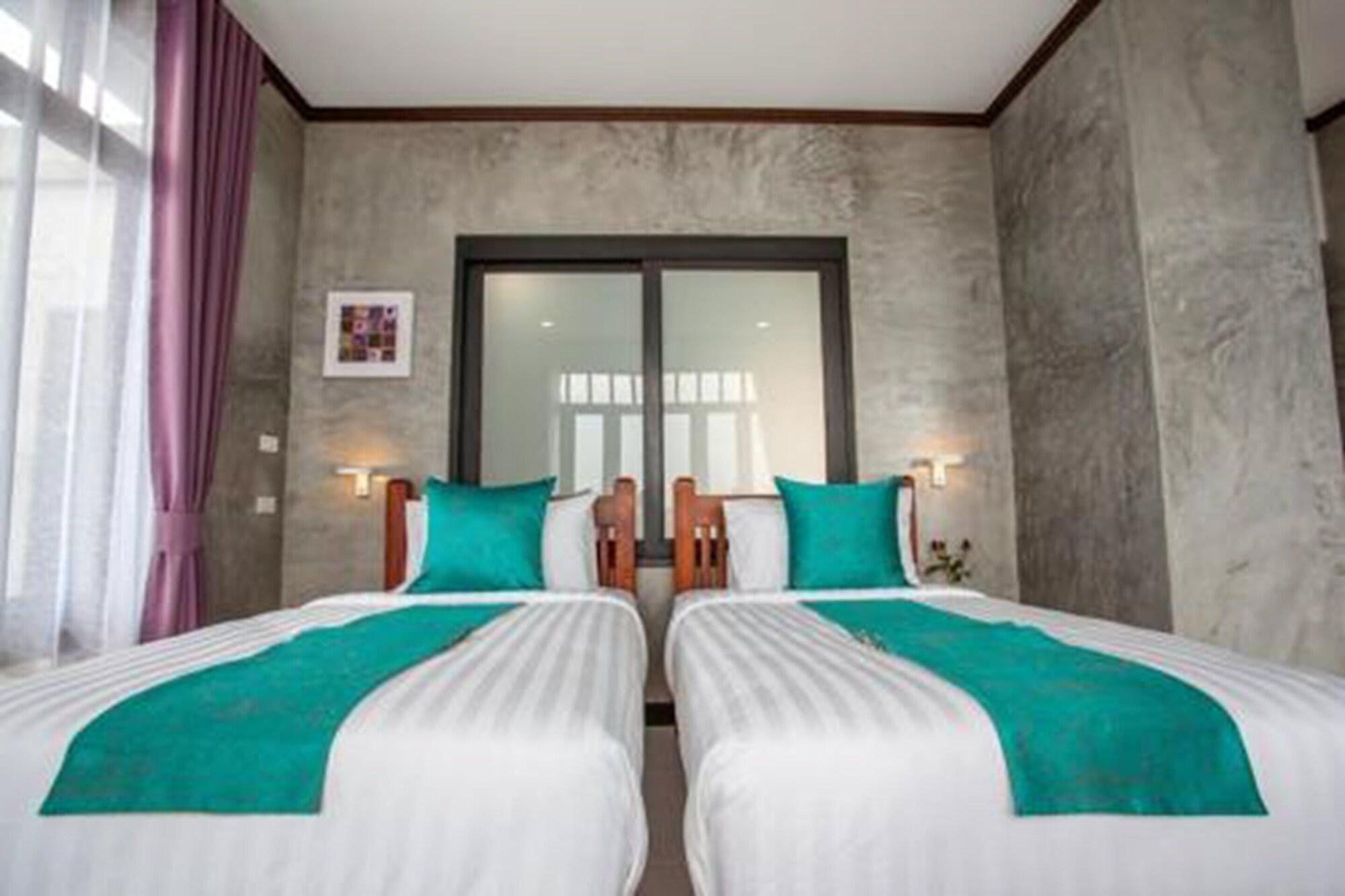 DELUXE, VILLA, TWIN BEDS