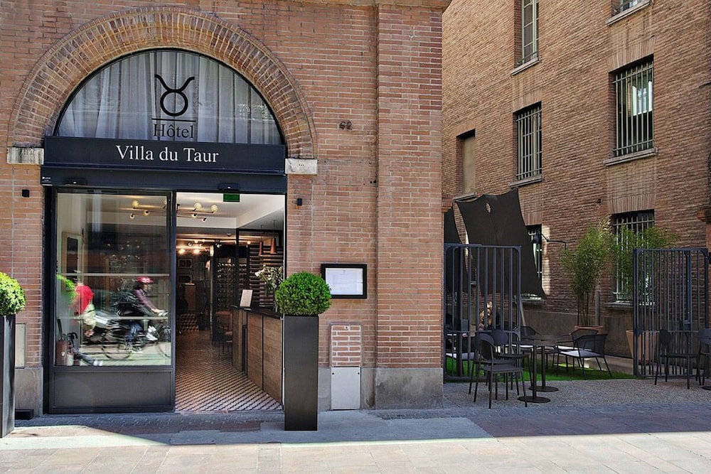Villa Du Taur 44/64