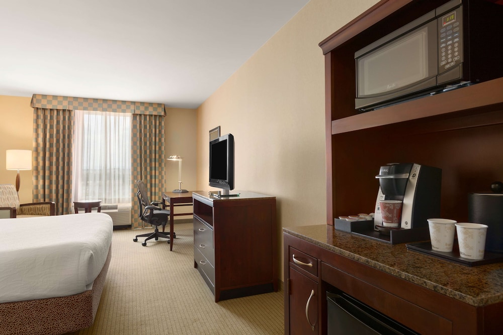 Hilton Garden Inn Dulles North 18/82