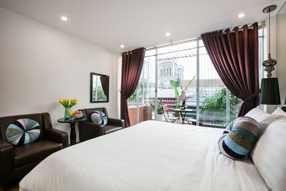 Splendid Holiday Hotel 11/50