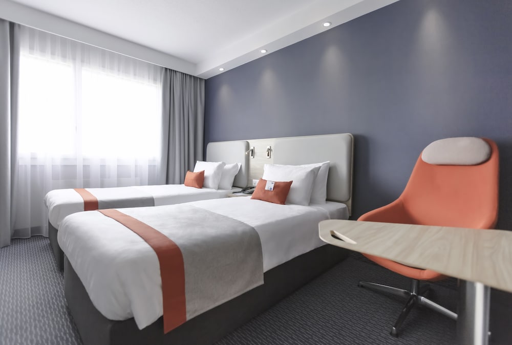 Holiday Inn Express Luzern-Neuenkirch 11/65