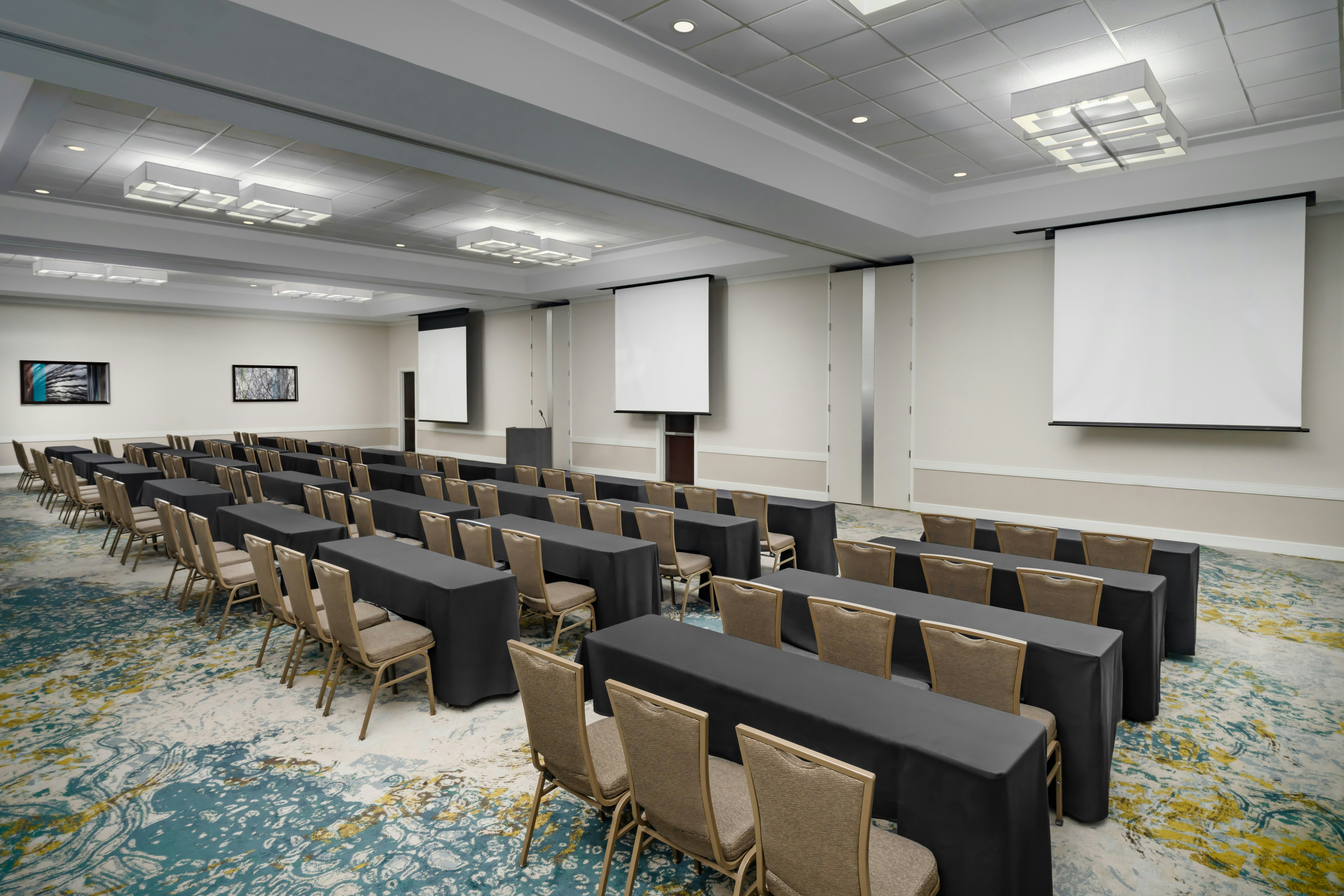 Embassy Suites by Hilton Orlando Lake Buena Vista Resort 85/100