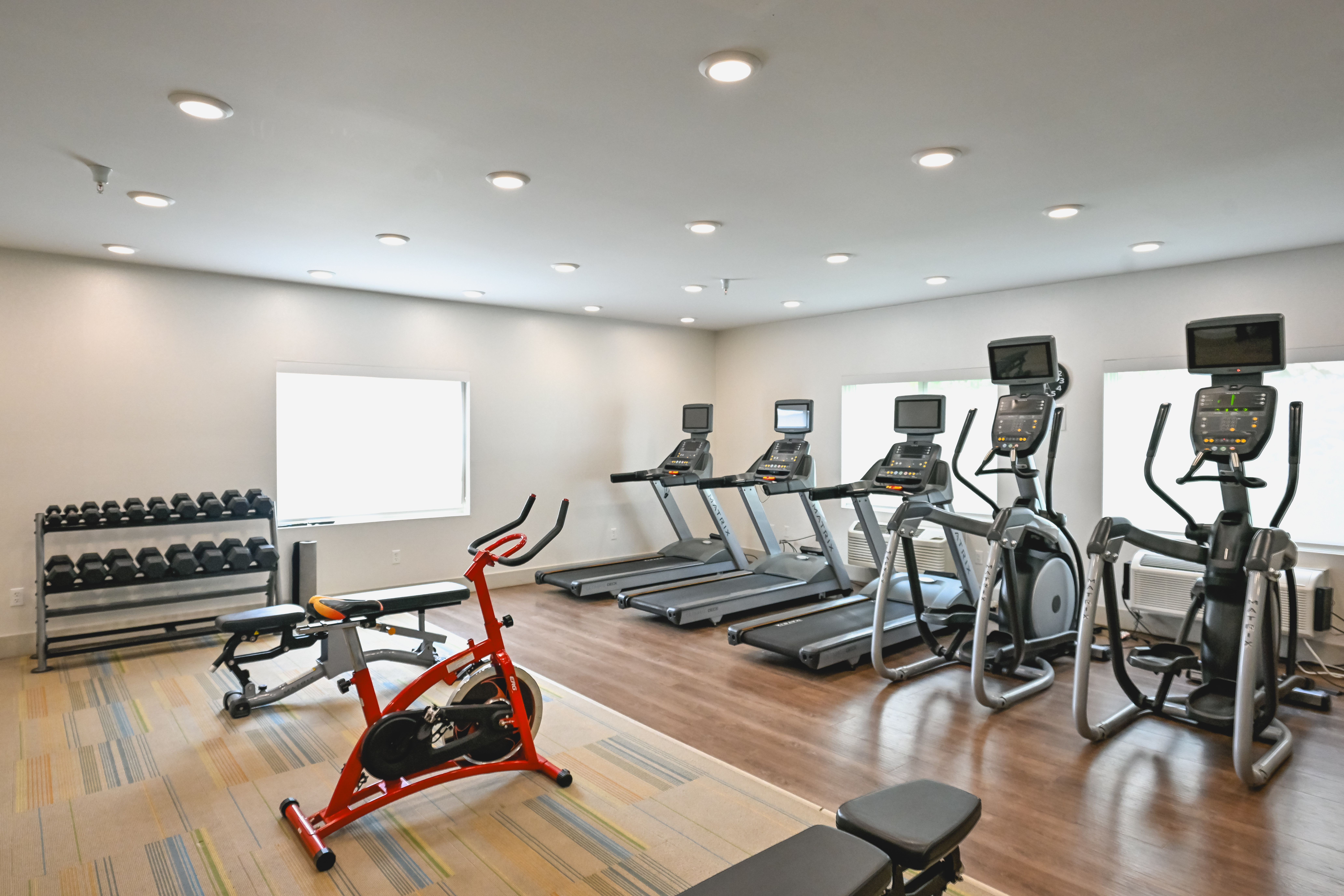 Holiday Inn Express Houghton Keweenaw 48/77