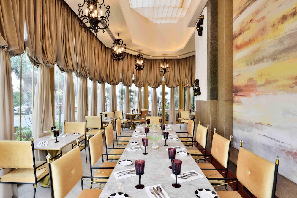 Radisson Blu Mbd Hotel Noida 36/50