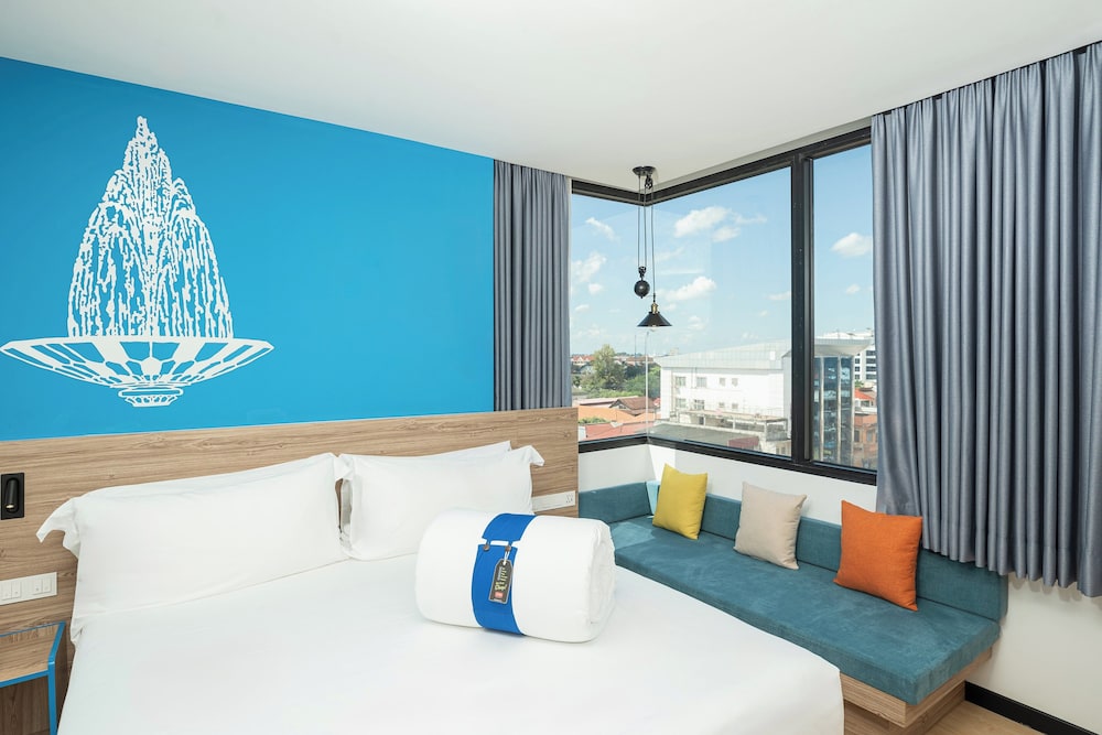 COZY, PLUS, KING BED