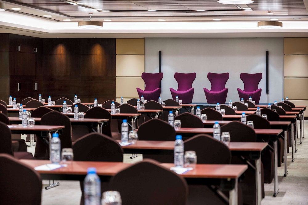 Hyatt Regency Oryx Doha 71/79