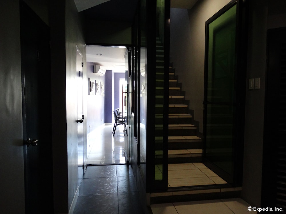 Leez Inn Malate 65/65