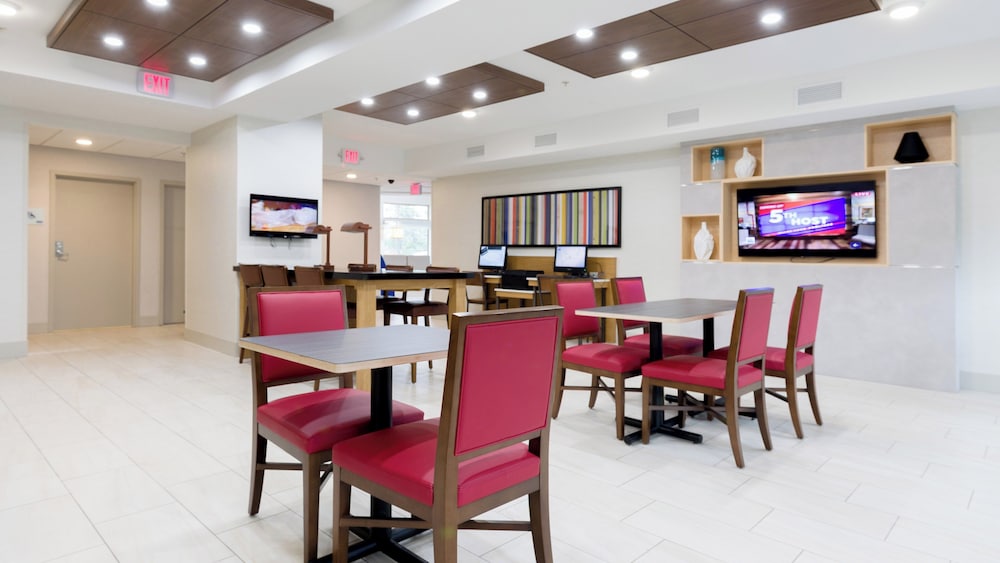 Holiday Inn Express And Suites Hood River 34/49