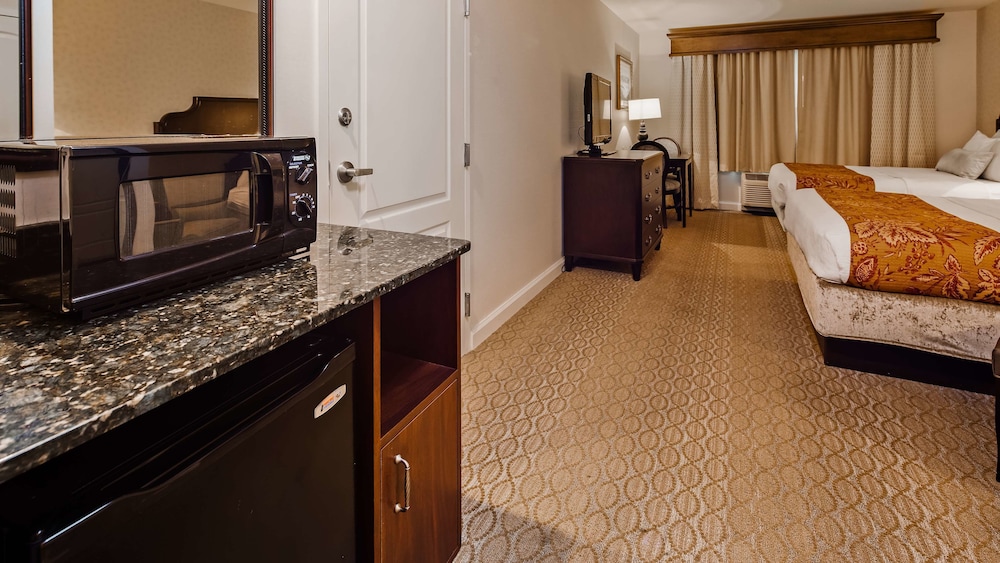 Best Western Plus Vineyard Inn & Suites 22/51