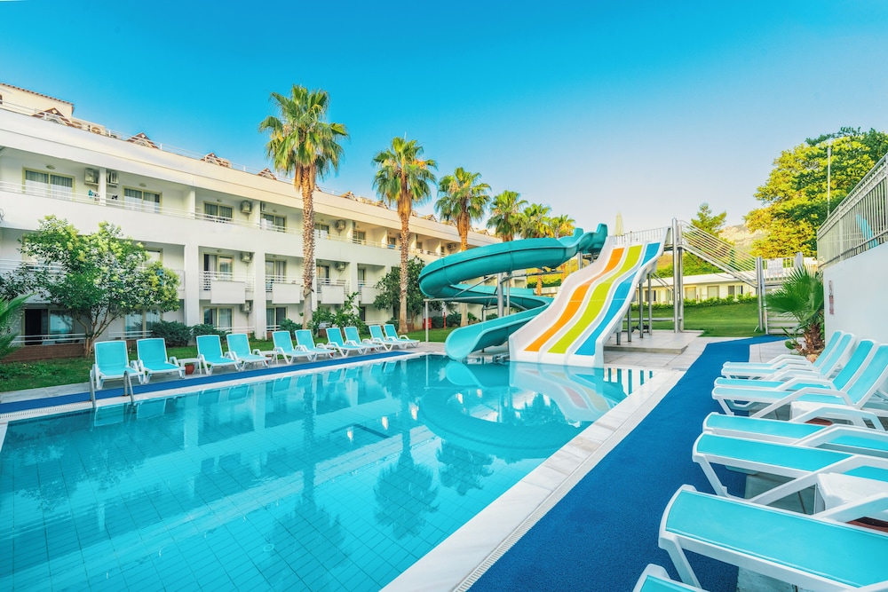 Armas Gul Beach Hotel All Inclusive 67/73