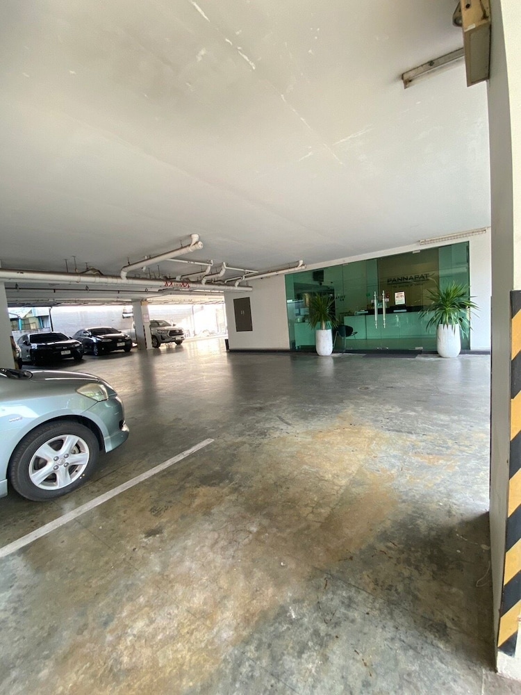 Pannapat Place 52/64