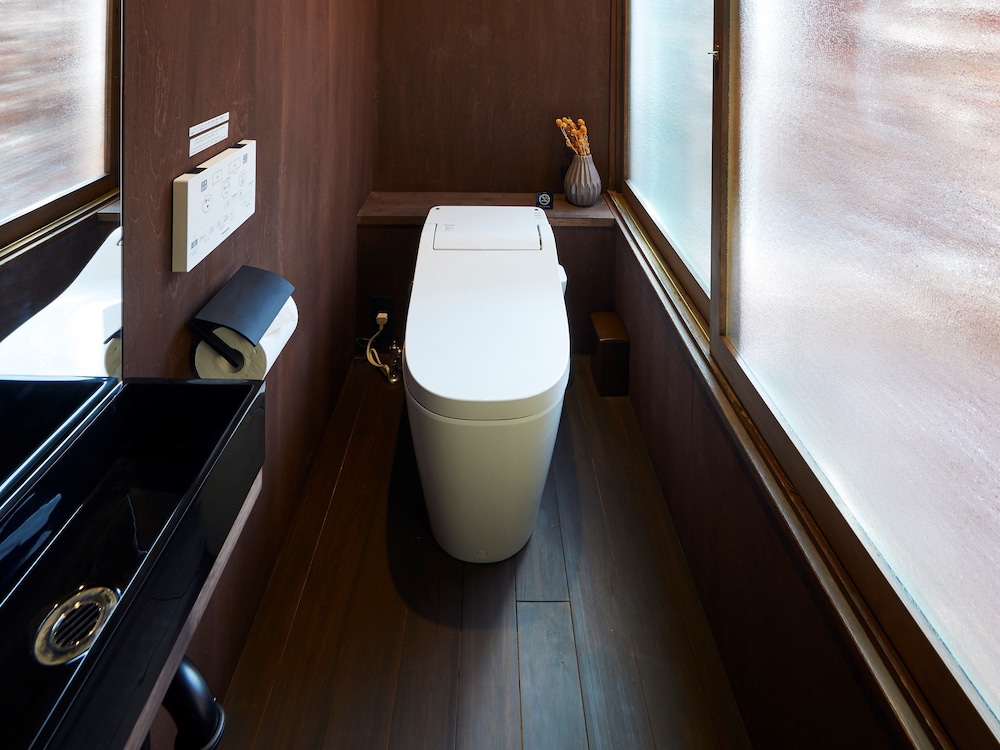 Rinn Premium Machiya Townhouse Kyoto Nijo Castle North [VR] 47/50