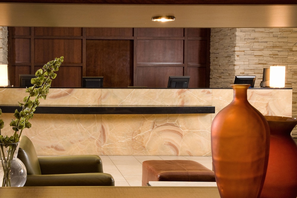 Lobby at Courtyard By Marriott Los Angeles Sherman Oaks, SHERMAN OAKS - CA