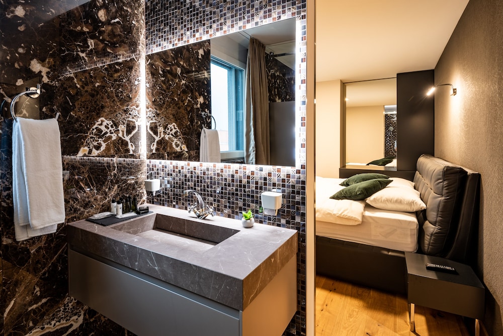 The Gate Boutique Hotel Zurich 32/33