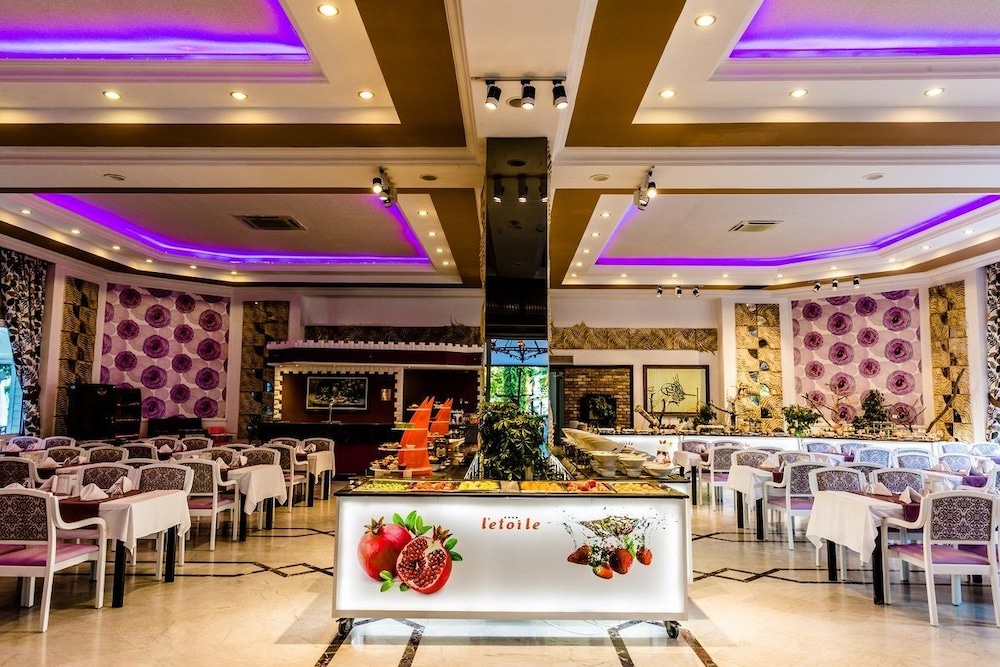 L'etoile Hotel 41/50