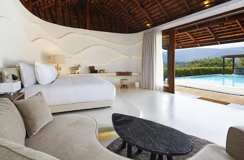 Boribot Pool Resort 8/50