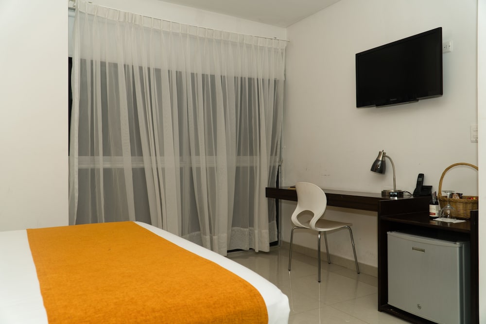Hotel Buenos Aires Avenida 16/22