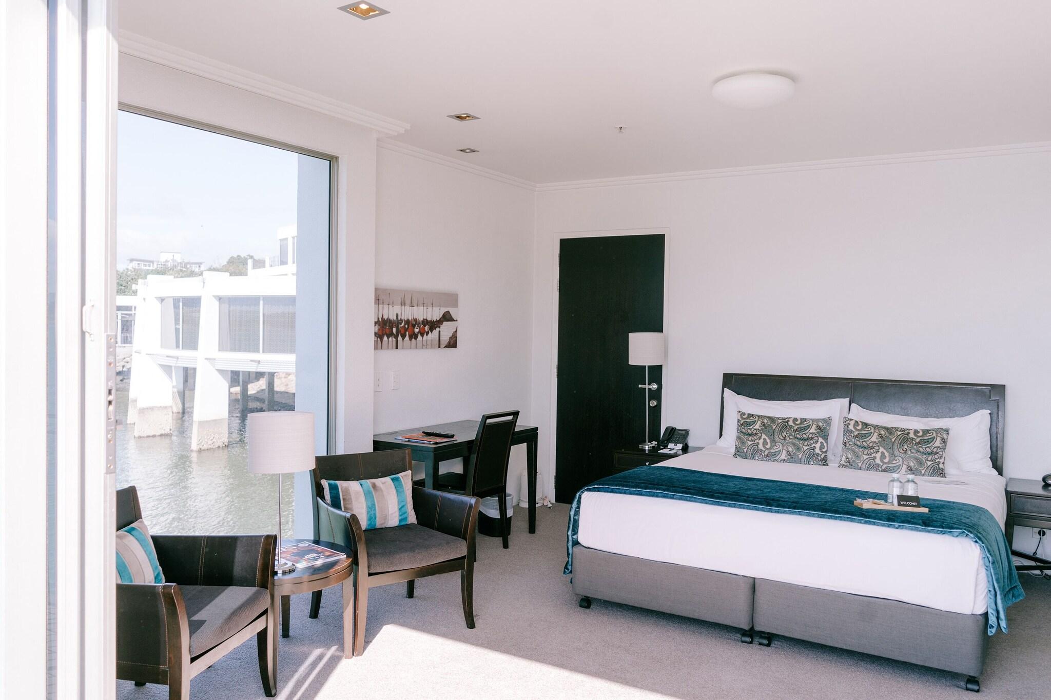 Overwater, Double Bed