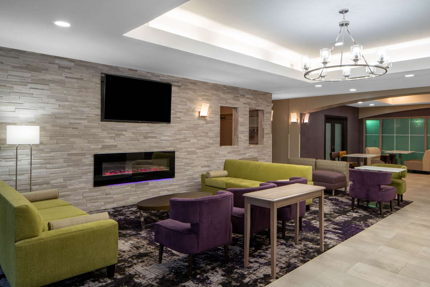 La Quinta Inn & Suites by Wyndham Atlanta Stockbridge 22/24