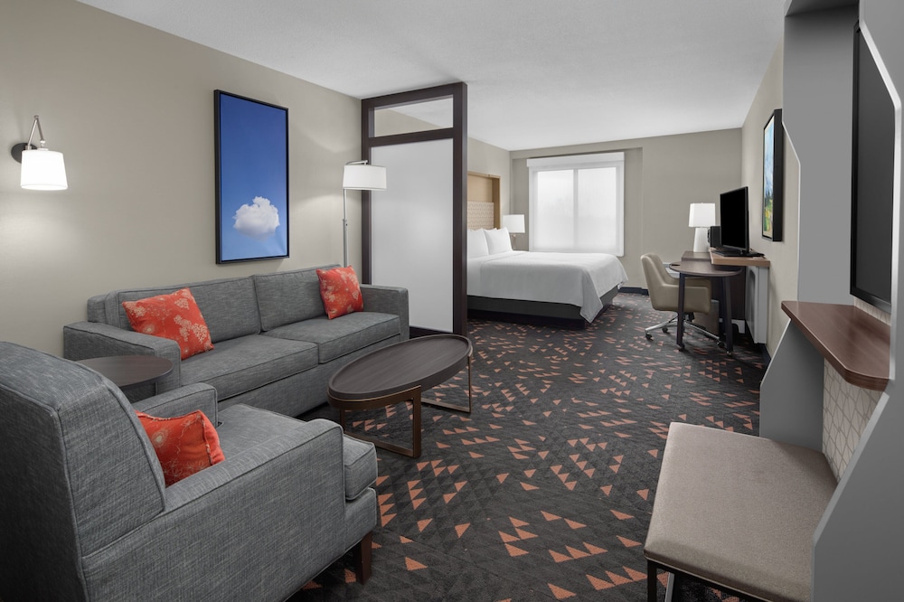 Holiday Inn Hasbrouck Heights Hotel 19/40