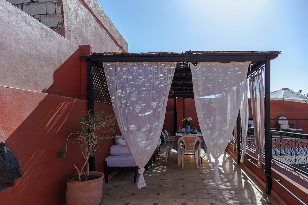 Riad Sasha 4/38
