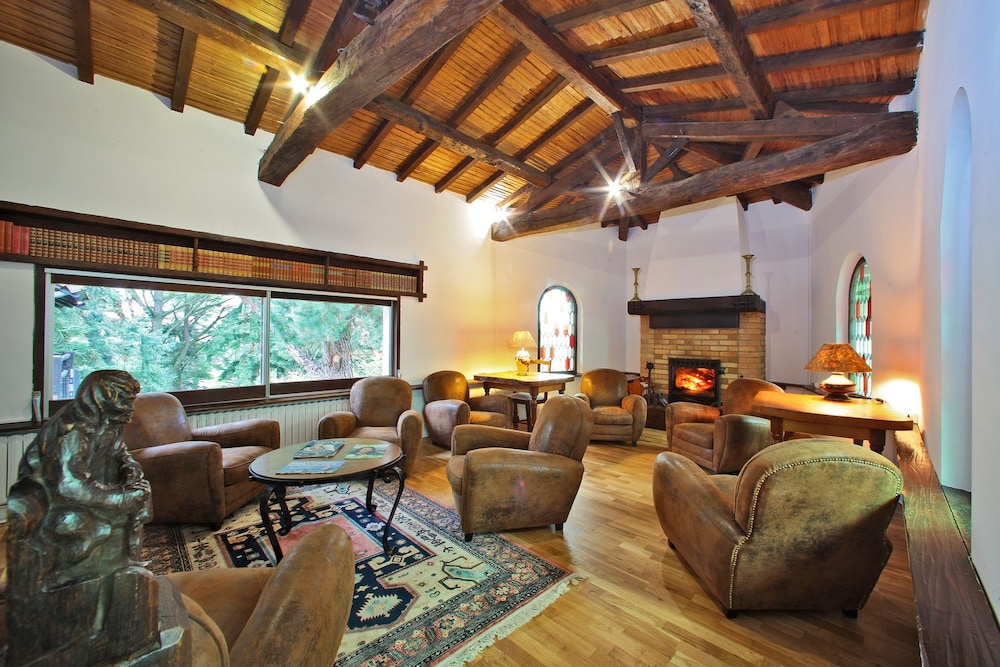 HOTEL LA CHAUMIERE 31/56