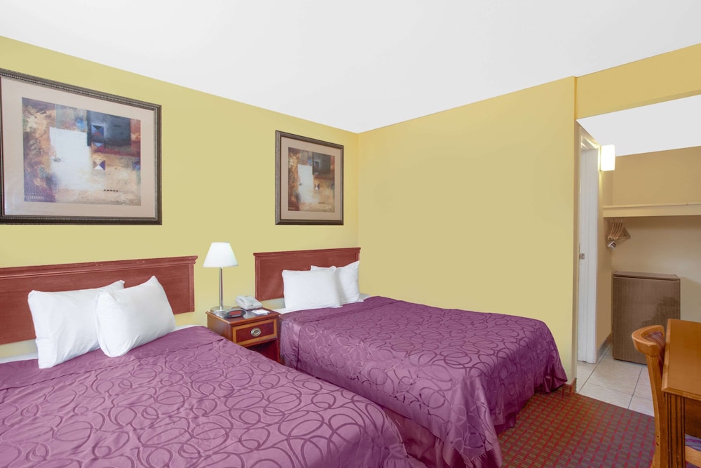 Baymont by Wyndham Coalinga 3/24