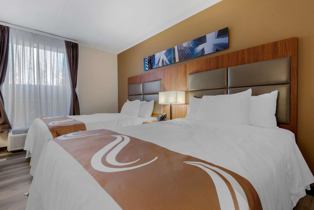 Quality Inn & Suites New Hartford - Utica 15/43