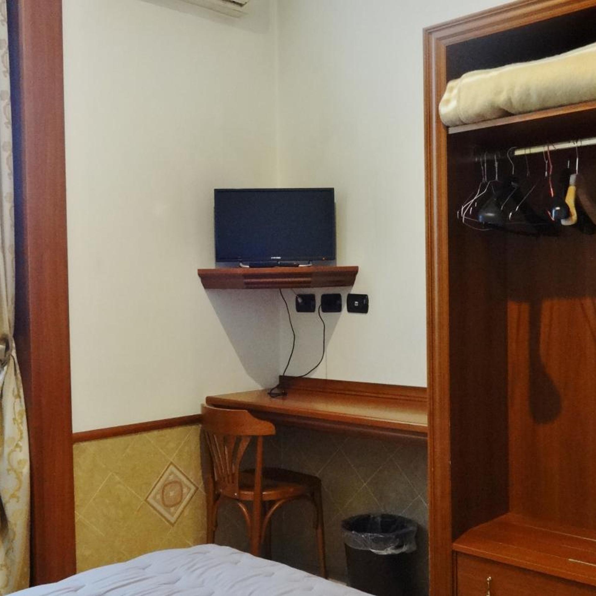 Hotel Astrid 39/50