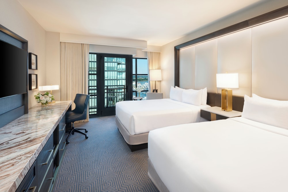 Premium, 2 Queen Beds, with View, French Balcony, Balcony