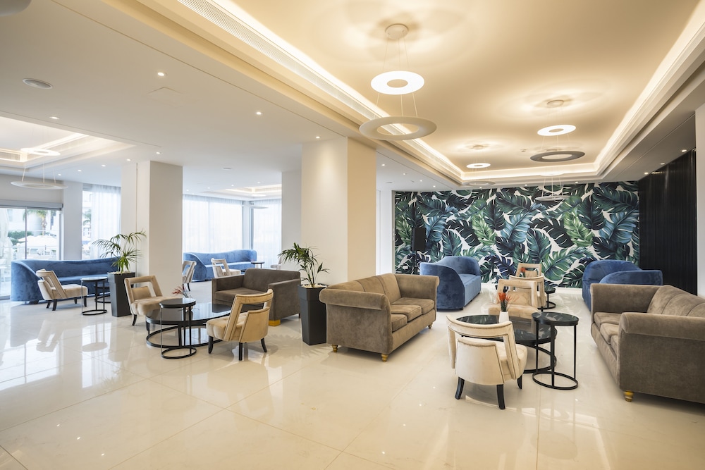 Tsokkos Beach Hotel 51/64