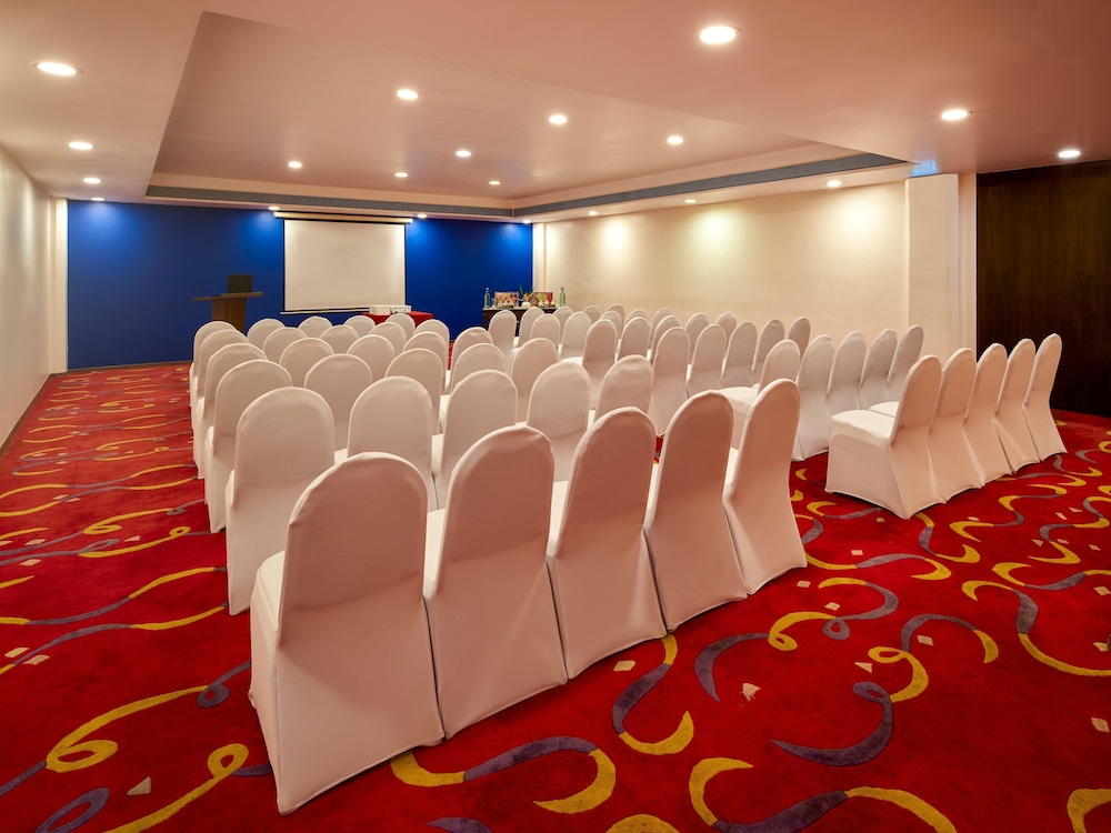 Holiday Inn Resort Goa 63/75