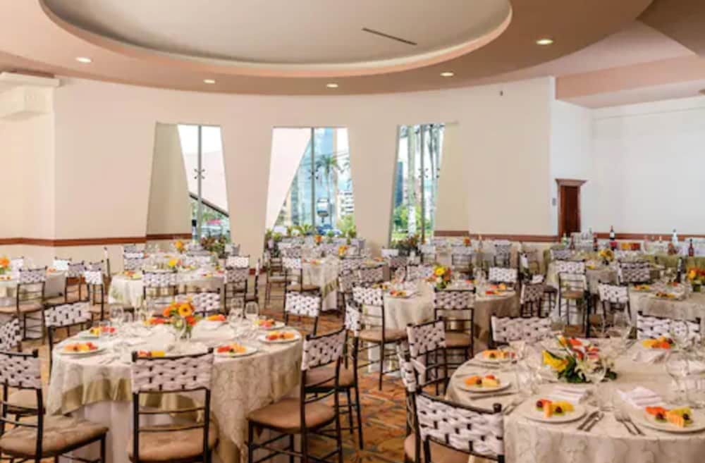 Hotel Quito by Sercotel 33/48