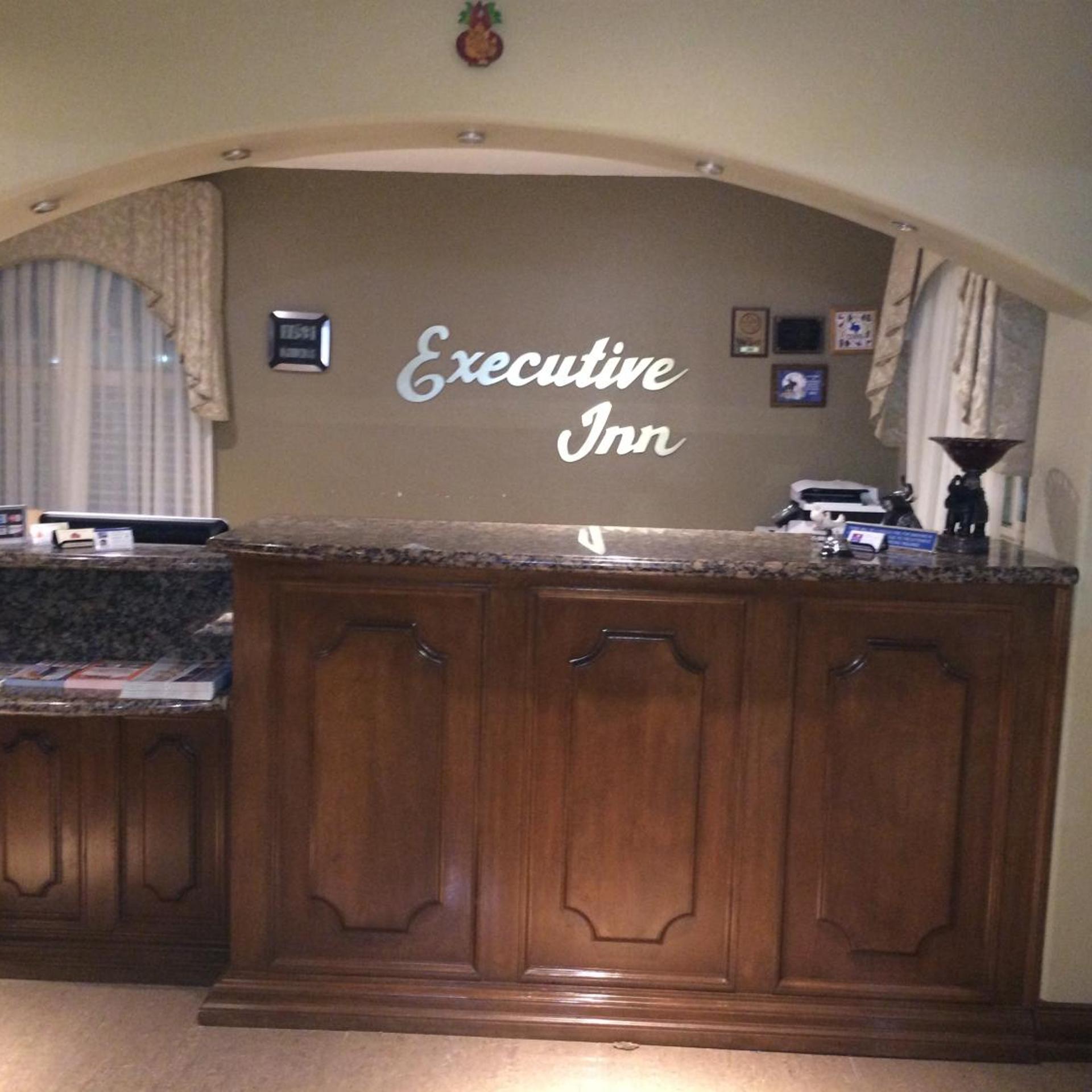 Cotulla Executive Inn 3/40