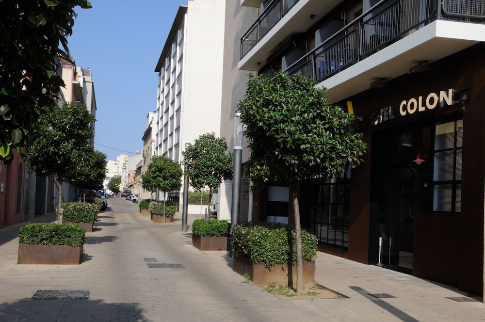 NEW HOTEL COLON 55/61