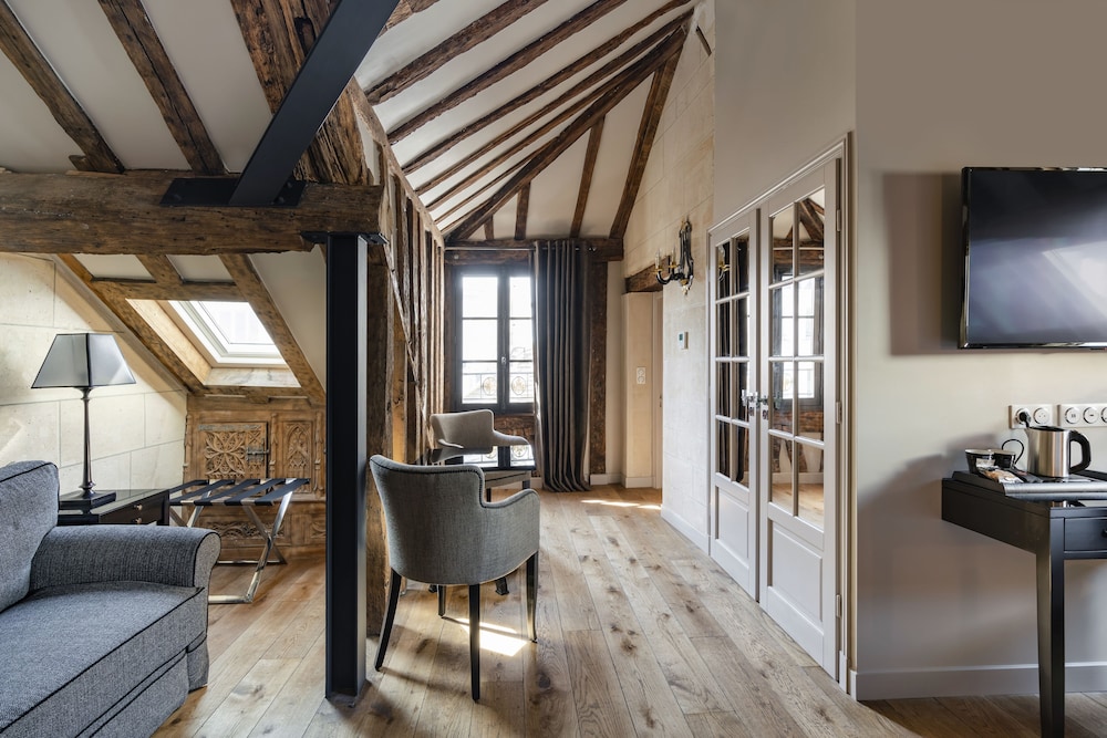 Hotel Le Presbytere 34/50