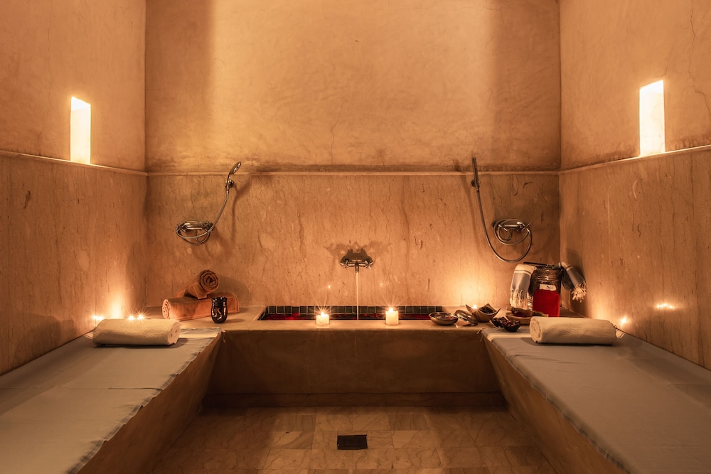 Paradis Plage Surf Yoga Spa Resort 38/83