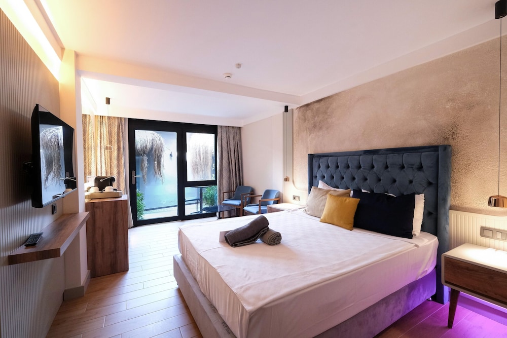 Economy, Double Bed