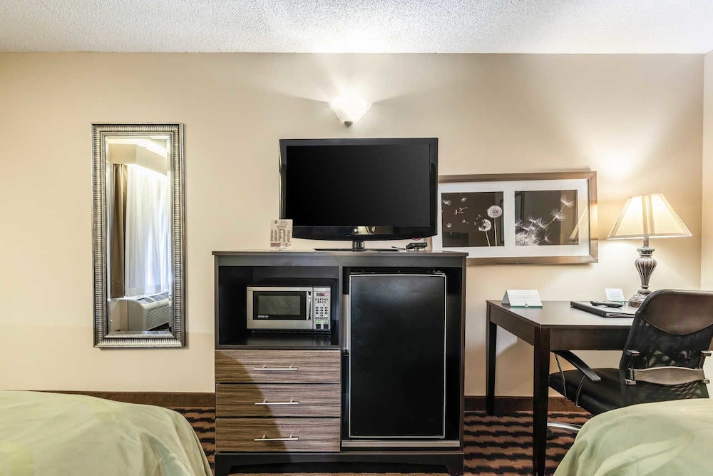 Quality Inn Decatur River City 38/39