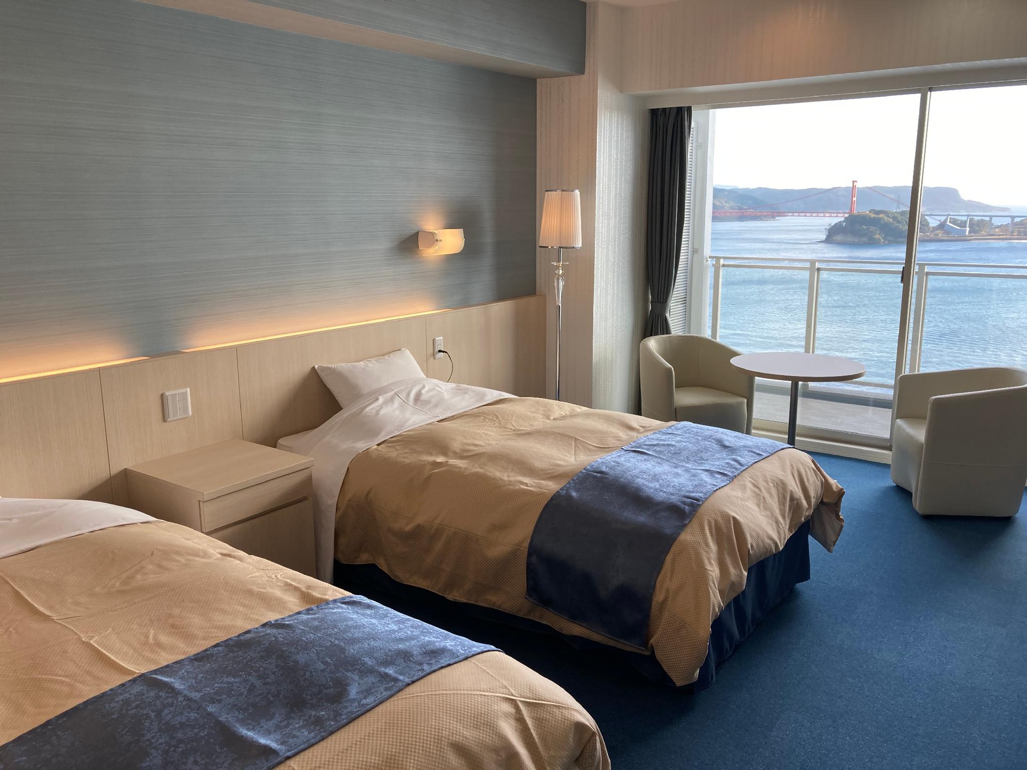 Moderate, Twin Beds, Ocean View, Night View, Annex