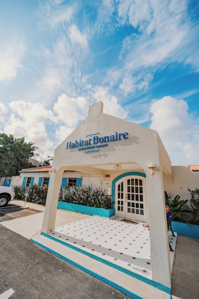 Captain Don's Habitat Bonaire, BW Signature Collection 3/50
