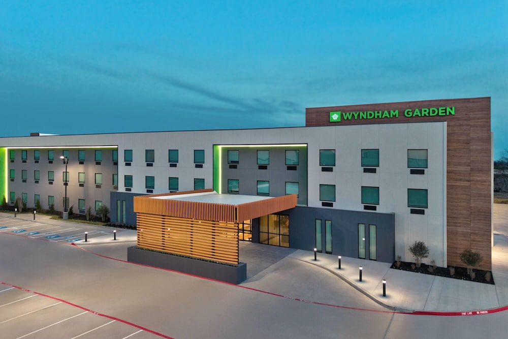Wyndham Garden Anna 14/54